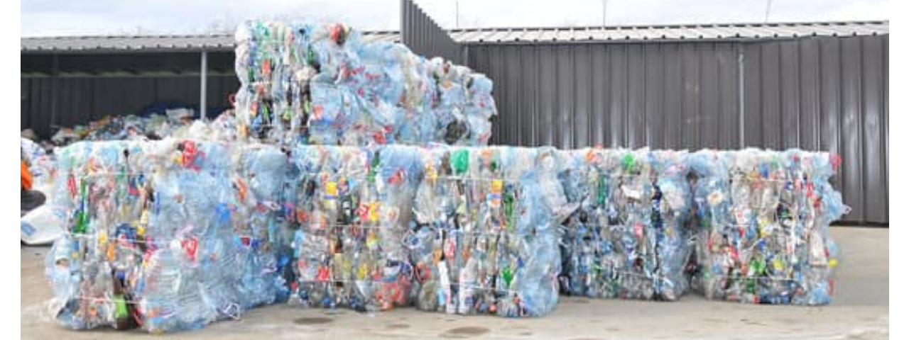 Banner Plastic recycling .png