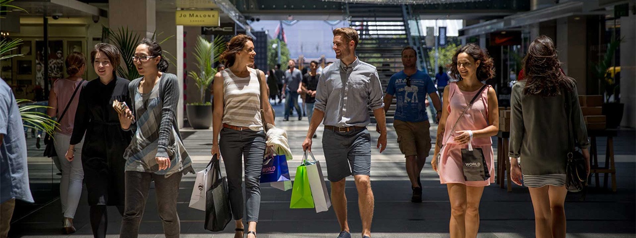 Couple shopping in Britomart