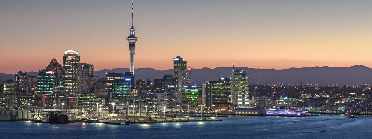 Auckland CBD at sunset (Credit: SkyWalk)